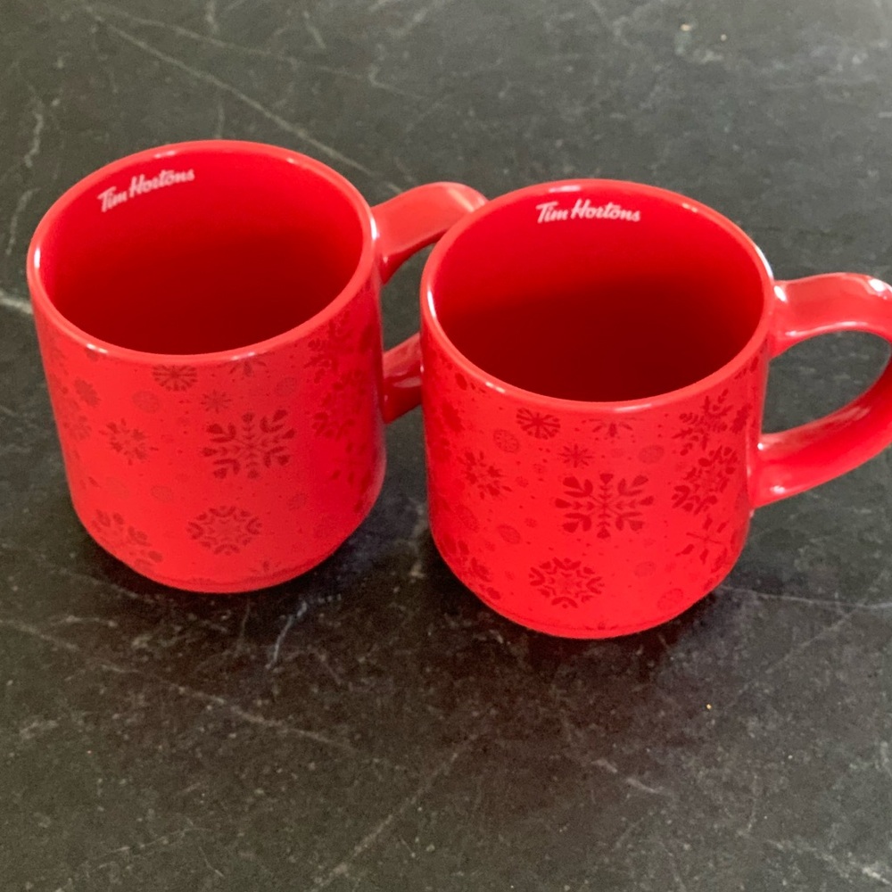 TIM HORTONS | Set of 2 |  2021 Holiday Snowflake Edition